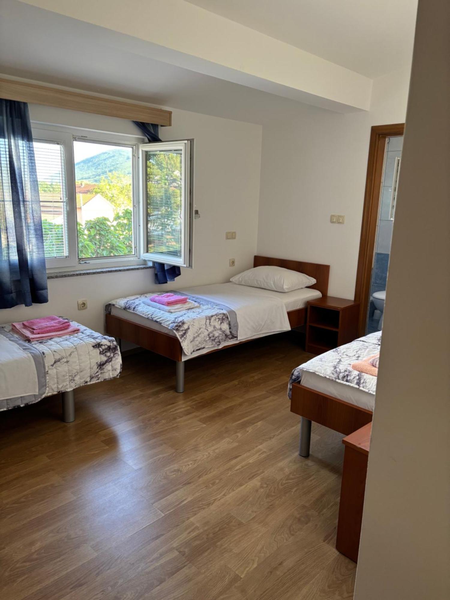 Casa Del Pellegrino M&A - Ostojici Hotel Medjugorje Luaran gambar