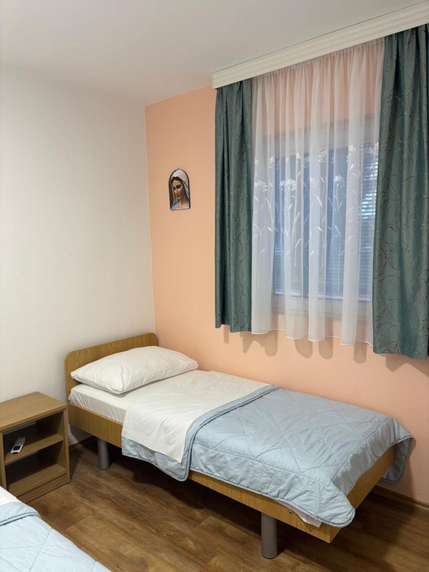 Casa Del Pellegrino M&A - Ostojici Hotel Medjugorje Luaran gambar